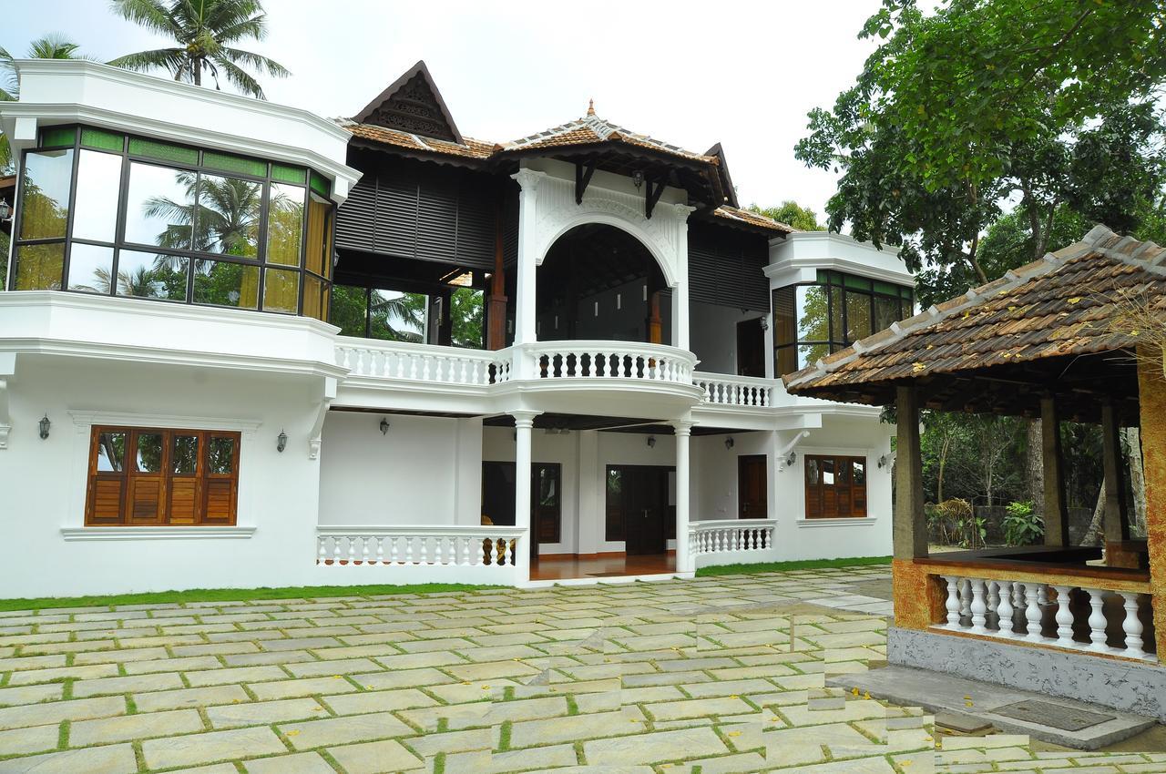 Palm Beach Villa Черай Бийч Екстериор снимка