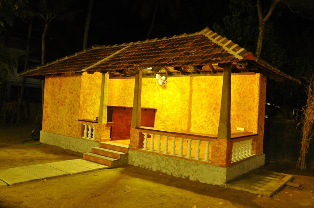 Palm Beach Villa Черай Бийч Екстериор снимка