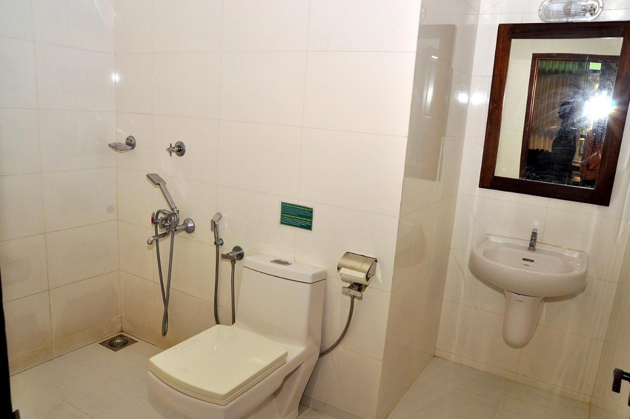 Palm Beach Villa Черай Бийч Екстериор снимка